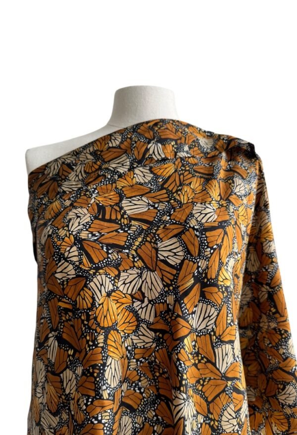 PINEDA COVALIN - PONCHO VUELO MARIPOSA MONARCA